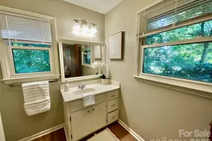 9500 Harvest Ln, Davidson, NC 28036 - Photo 16