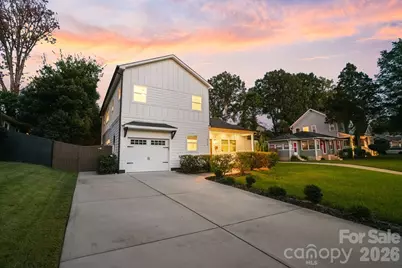 526 Seldon Drive, Charlotte, NC 28216 - Photo 2