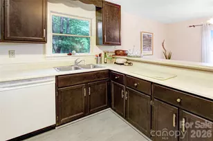 73 Toxaway Vws Dr, Lake Toxaway, NC 28747 - Photo 20