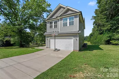 815 Sunset Drive, Salisbury, NC 28147 - Photo 2