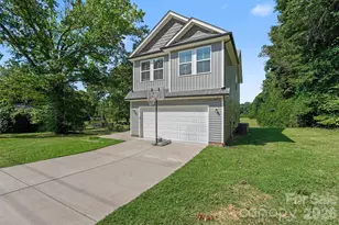 815 Sunset Dr, Salisbury, NC 28147 - Photo 2