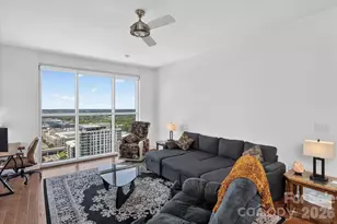 333 W Trade St, Charlotte, NC 28202 - Photo 14