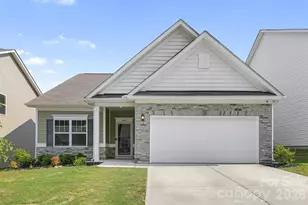 6043 Gala Ln, Charlotte, NC 28215 - Photo 1