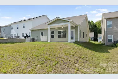 6043 Gala Lane, Charlotte, NC 28215 - Photo 4