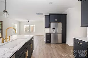816 Walnut Ave, Charlotte, NC 28208 - Photo 12