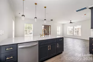 816 Walnut Ave, Charlotte, NC 28208 - Photo 14