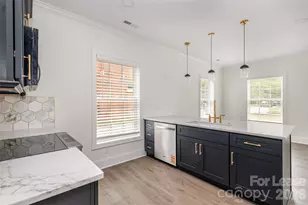 816 Walnut Ave, Charlotte, NC 28208 - Photo 10