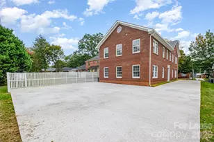 816 Walnut Ave, Charlotte, NC 28208 - Photo 32