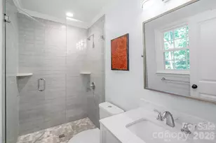 5917 Doncaster Dr, Charlotte, NC 28211 - Photo 10