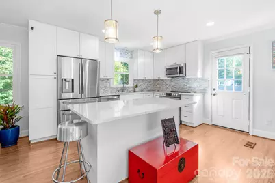5917 Doncaster Drive, Charlotte, NC 28211 - Photo 6