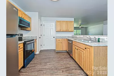 2605 Marmac Road, Charlotte, NC 28208 - Photo 8