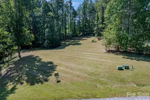 92 Crystal Heights Dr, Hendersonville, NC 28739 - Photo 1