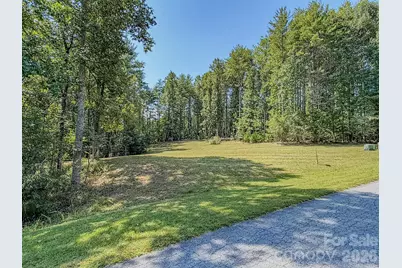 92 Crystal Heights Drive, Hendersonville, NC 28739 - Photo 2