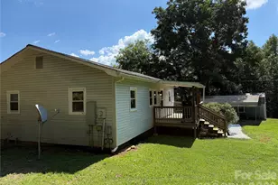 44 Oak Hill Rd, Nebo, NC 28761 - Photo 4