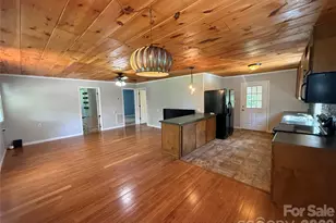 44 Oak Hill Rd, Nebo, NC 28761 - Photo 8
