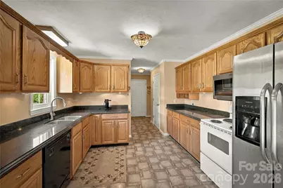 1229 Birch Drive, Morganton, NC 28655 - Photo 2