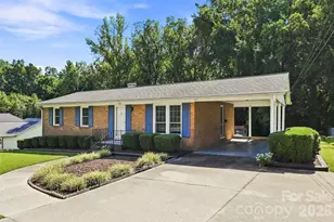 628 Sedgefield St SW, Concord, NC 28025 - Photo 4