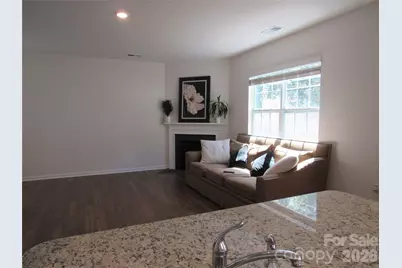 7128 Bandera Drive, Charlotte, NC 28214 - Photo 12