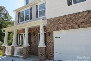 7128 Bandera Dr, Charlotte, NC 28214 - Photo 4