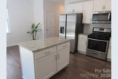 7128 Bandera Drive, Charlotte, NC 28214 - Photo 16