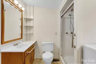 989 Fox Mountain Rd, Columbus, NC 28722 - Photo 24