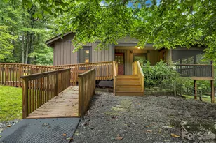 989 Fox Mountain Rd, Columbus, NC 28722 - Photo 12