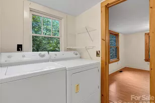 989 Fox Mountain Rd, Columbus, NC 28722 - Photo 26