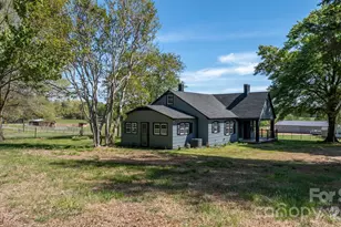 1975 3 Forks Church Rd, Taylorsville, NC 28681 - Photo 18