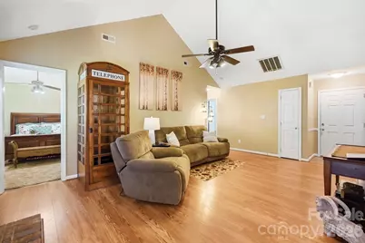 7601 Gillman Court, Charlotte, NC 28269 - Photo 10