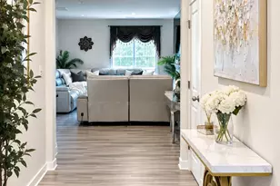 11213 Cardinal Crk Ave, Charlotte, NC 28215 - Photo 2