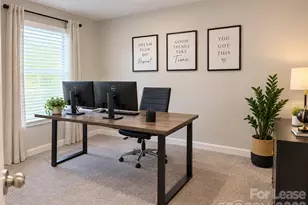 11213 Cardinal Crk Ave, Charlotte, NC 28215 - Photo 10