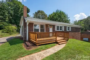 403 Lower Grassy Branch Rd, Asheville, NC 28805 - Photo 1