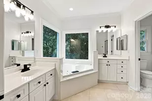 3439 12 Oaks Pl, Charlotte, NC 28270 - Photo 24