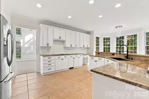 3439 12 Oaks Pl, Charlotte, NC 28270 - Photo 10