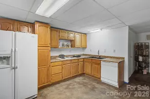 253 Tipton Hill Rd, Leicester, NC 28748 - Photo 36