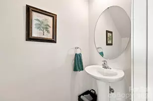 16 Madelyn Dr, Clyde, NC 28721 - Photo 6