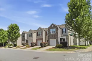3627 Danvers St, Charlotte, NC 28213 - Photo 2