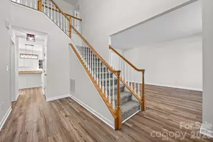 115 Doby Creek Ct, Fort Mill, SC 29715 - Photo 4