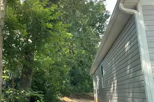 317 Salisbury Rd, Statesville, NC 28677 - Photo 2