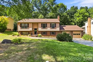 5000 Cedar Forest Dr, Charlotte, NC 28226 - Photo 1