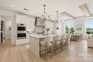 130 Cherokee Rd, Charlotte, NC 28207 - Photo 18
