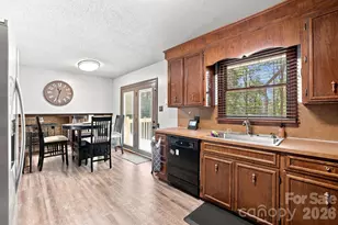 5421 Woodside Dr, Rock Hill, SC 29732 - Photo 8