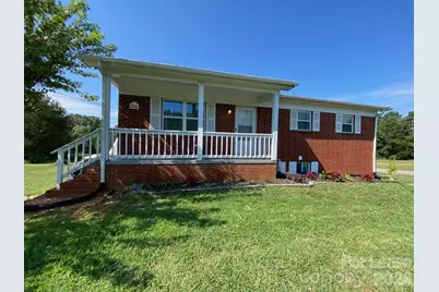 800 Saint James Church Road, Newton, NC 28658 - Photo 1