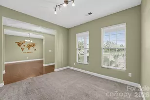 284 Oakbourne Ln, Rock Hill, SC 29732 - Photo 8