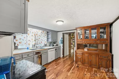1219 Peak Place NW, Lenoir, NC 28645 - Photo 14