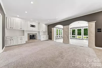 555 19th Avenue Lane NW, Hickory, NC 28601 - Photo 6