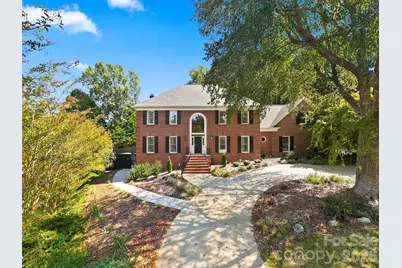 555 19th Avenue Lane NW, Hickory, NC 28601 - Photo 2