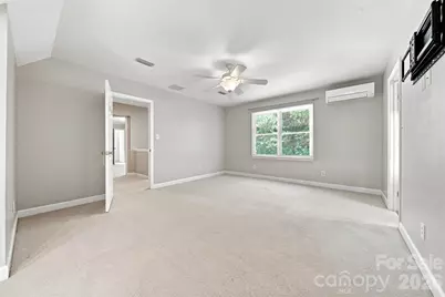 555 19th Avenue Lane NW, Hickory, NC 28601 - Photo 26