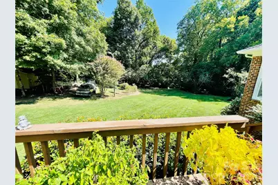 3001 Sunset Road, Charlotte, NC 28216 - Photo 18