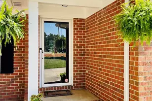 3001 Sunset Rd, Charlotte, NC 28216 - Photo 2
